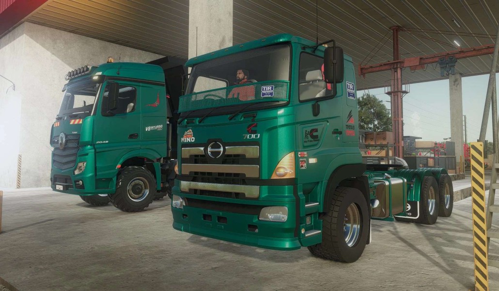 Toyota Hino 700 Pack - Thumbnail 1