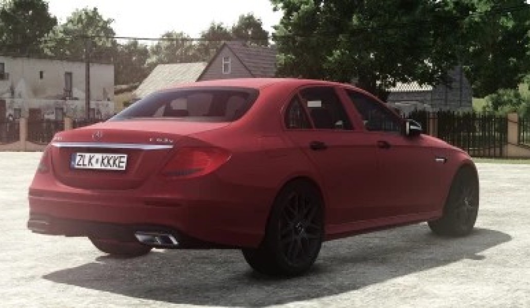 Mercedes-Benz E63S AMG 2018 - Thumbnail 1