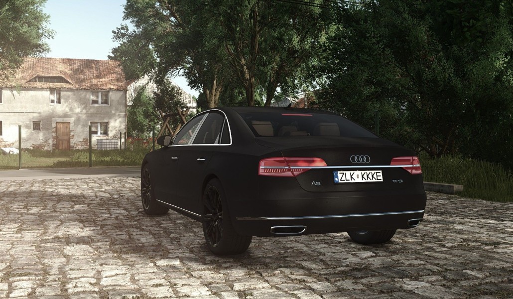 Audi A8 - Thumbnail 1