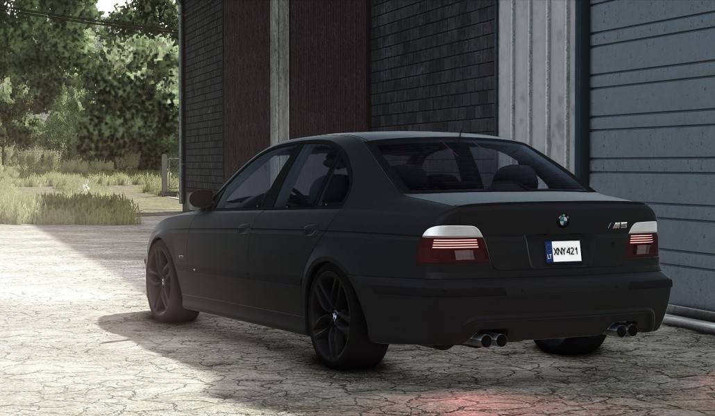 BMW E39 - Thumbnail 1