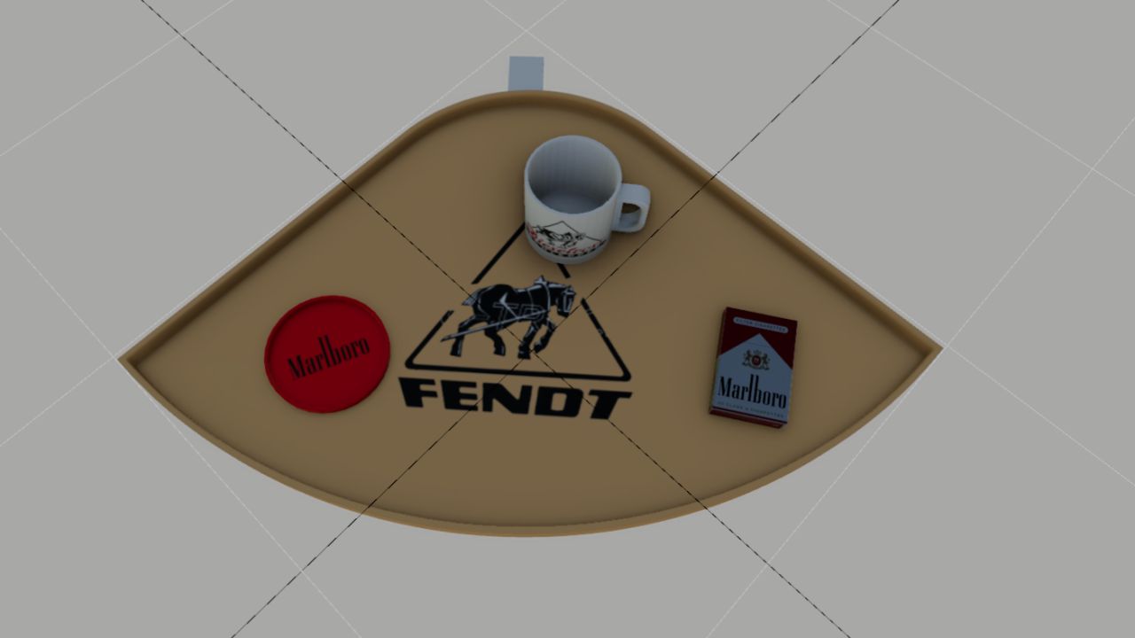 Fendt Table with Decoration - Thumbnail 1