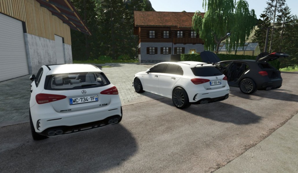 Mercedes A45 AMG - Thumbnail 1