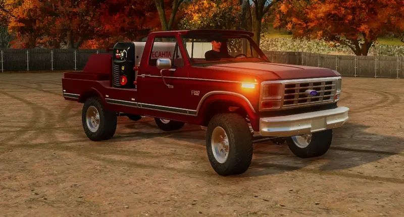 1983 Ford F-250 XLT with Bed Pack - Thumbnail 1