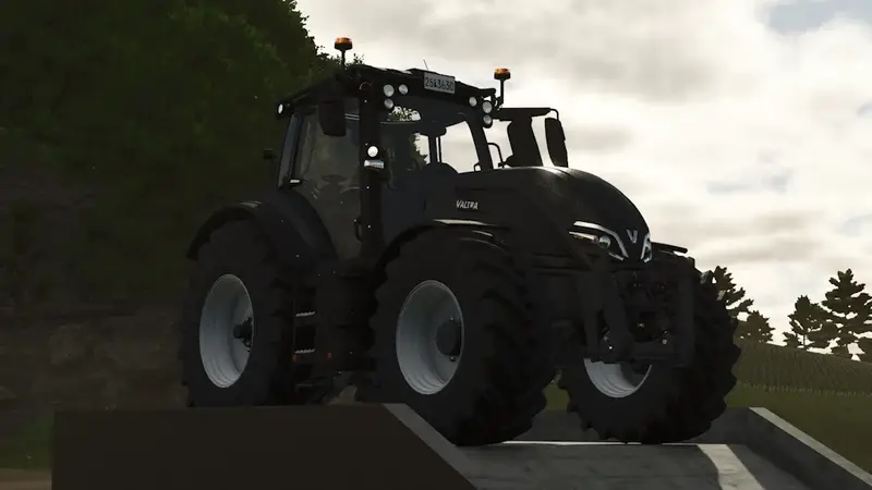Valtra Q Series Rust Edition - Thumbnail 1