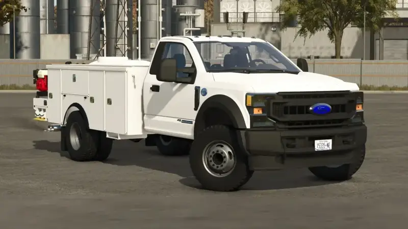 Ford F-600 Service Truck with Altec Bucket - Thumbnail 1