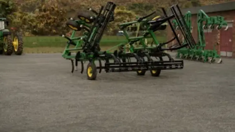 John Deere 610 Meißelpflug - Thumbnail 1